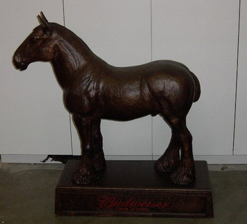 Budweiser-Horse-38.5-x-38-x-13