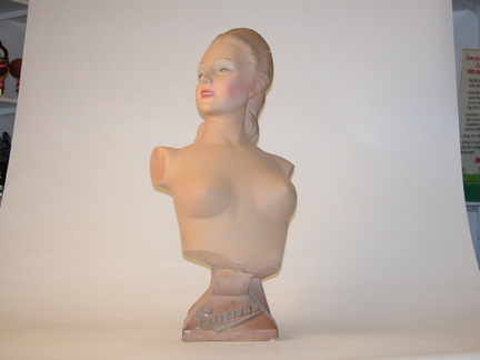 Parisiana-27-x-13-x-13