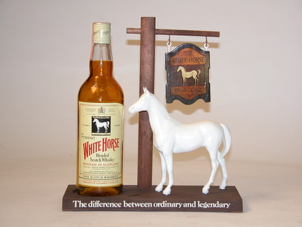 White-Horse-Scotch-12.25-x-11.5-x-4.75